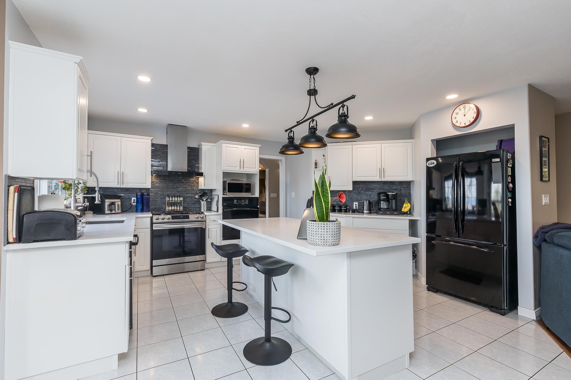 









42602


Majuba Hill

Road,
Yarrow,




BC
V2R 5H3

