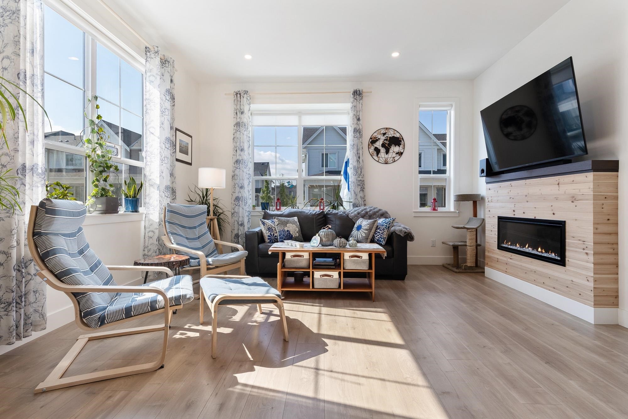 









8200


Foxfern

Road, 8,
Chilliwack,




BC
V2R 0R1

