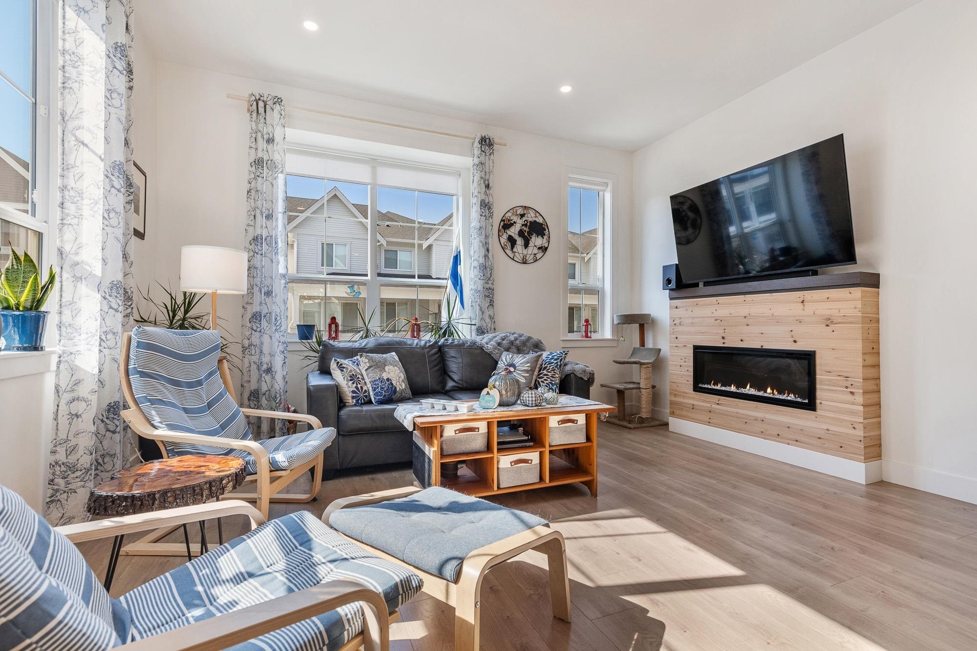 









8200


Foxfern

Road, 8,
Chilliwack,




BC
V2R 0R1

