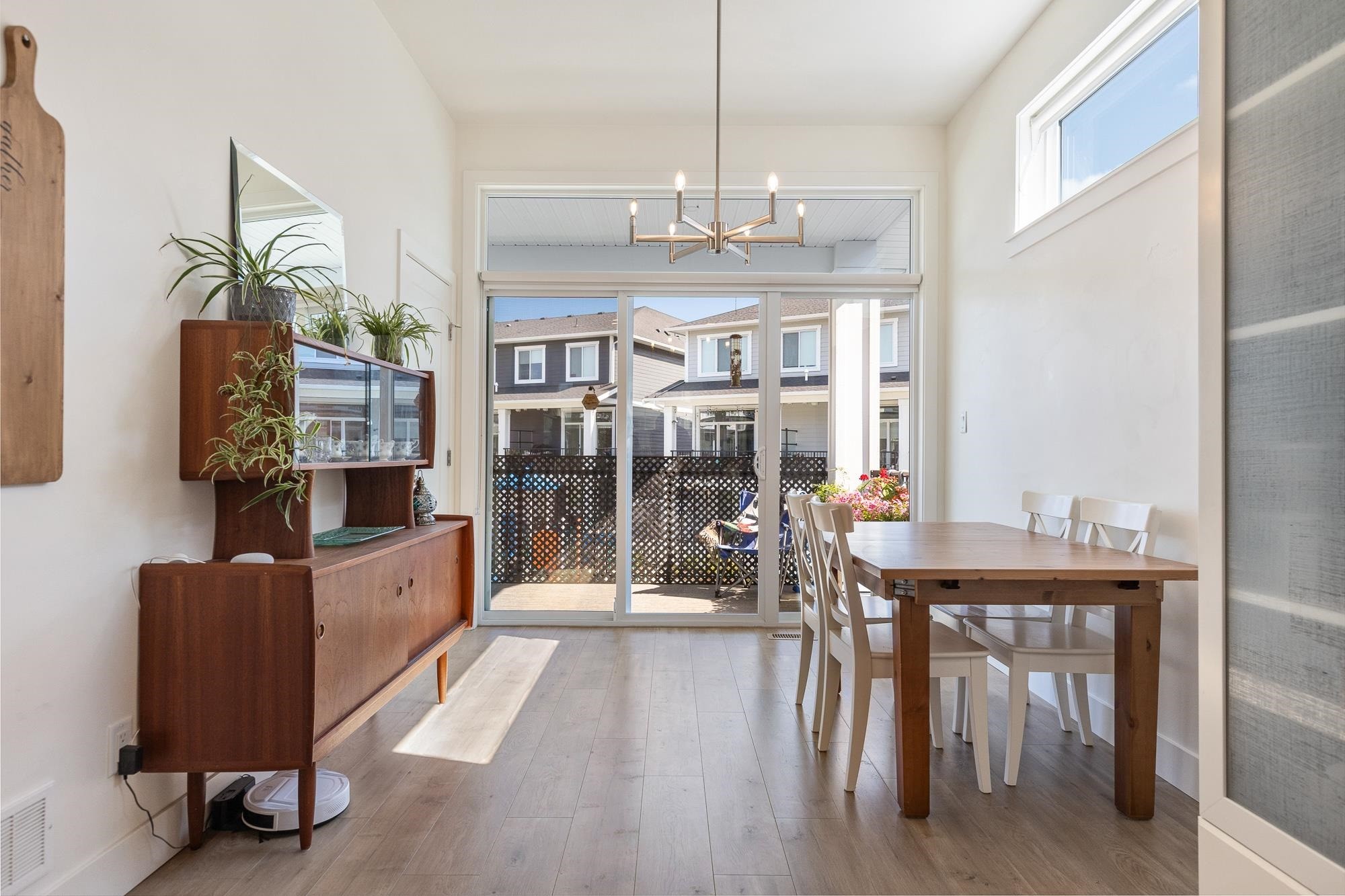 









8200


Foxfern

Road, 8,
Chilliwack,




BC
V2R 0R1

