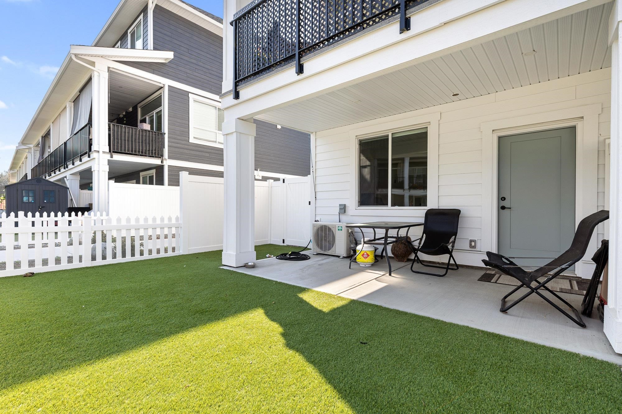 









8200


Foxfern

Road, 8,
Chilliwack,




BC
V2R 0R1

