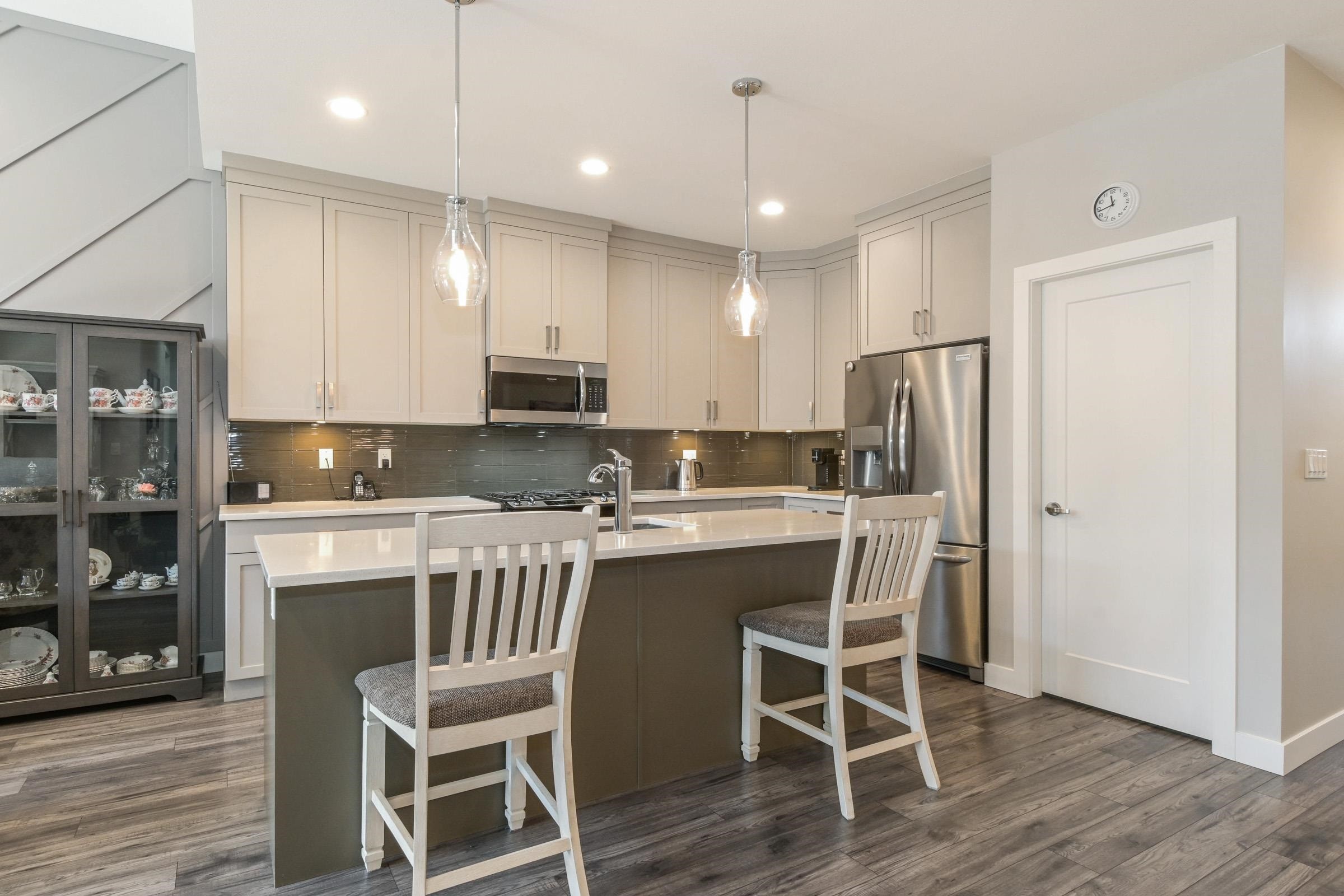 









46110


Thomas

Road, 64,
Chilliwack,




BC
V2R 2R4

