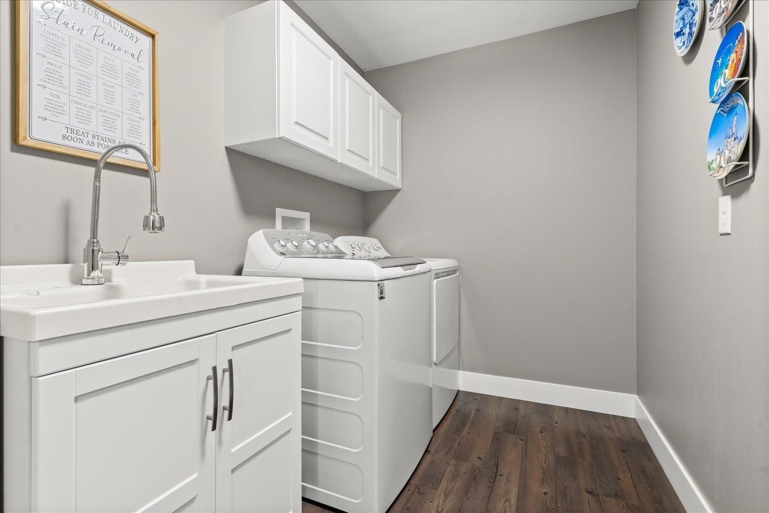 









7569


Dickinson

Place,
Chilliwack,




BC
V4Z 1J6

