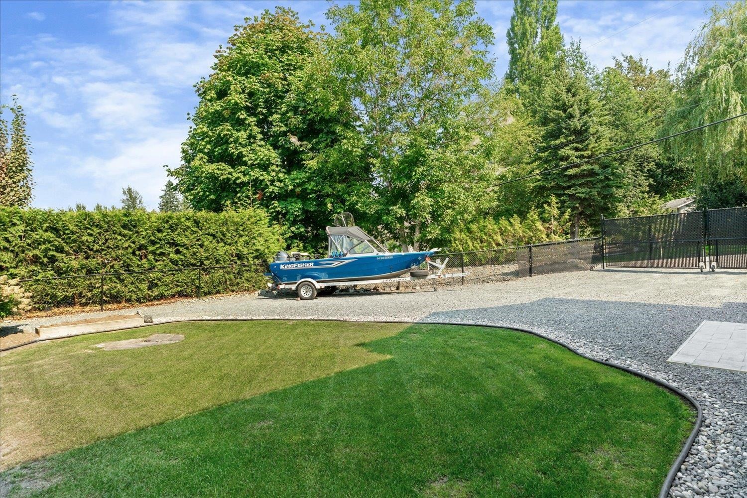 









7569


Dickinson

Place,
Chilliwack,




BC
V4Z 1J6

