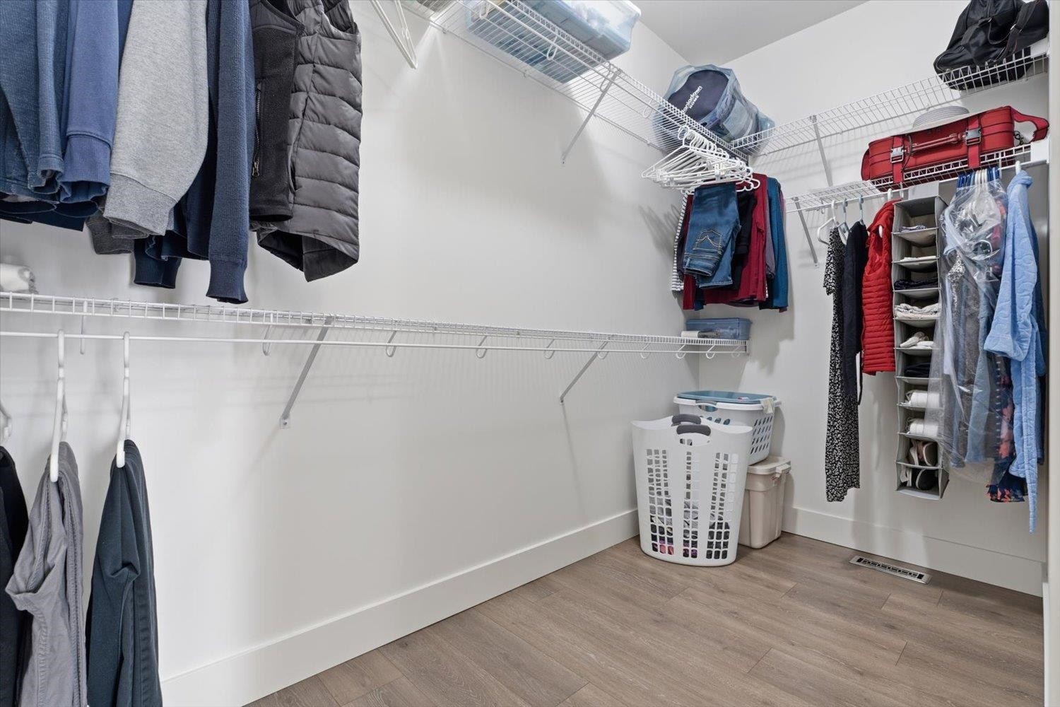 









6540


Dogwood

Drive, 119,
Chilliwack,




BC
V2R 0W7

