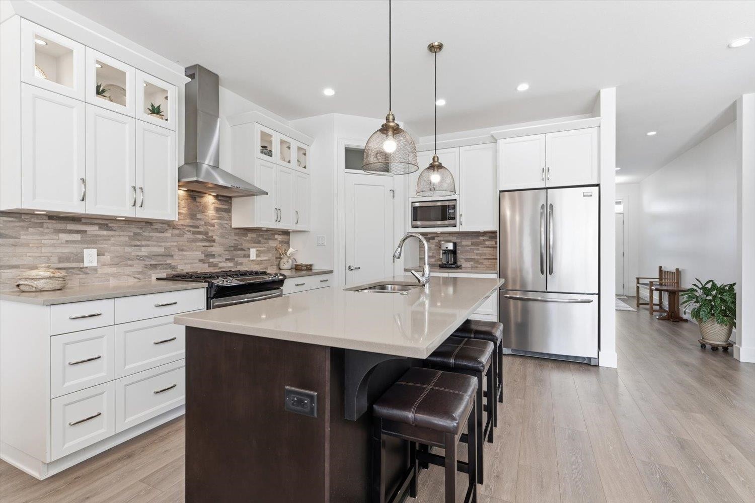 









6540


Dogwood

Drive, 119,
Chilliwack,




BC
V2R 0W7

