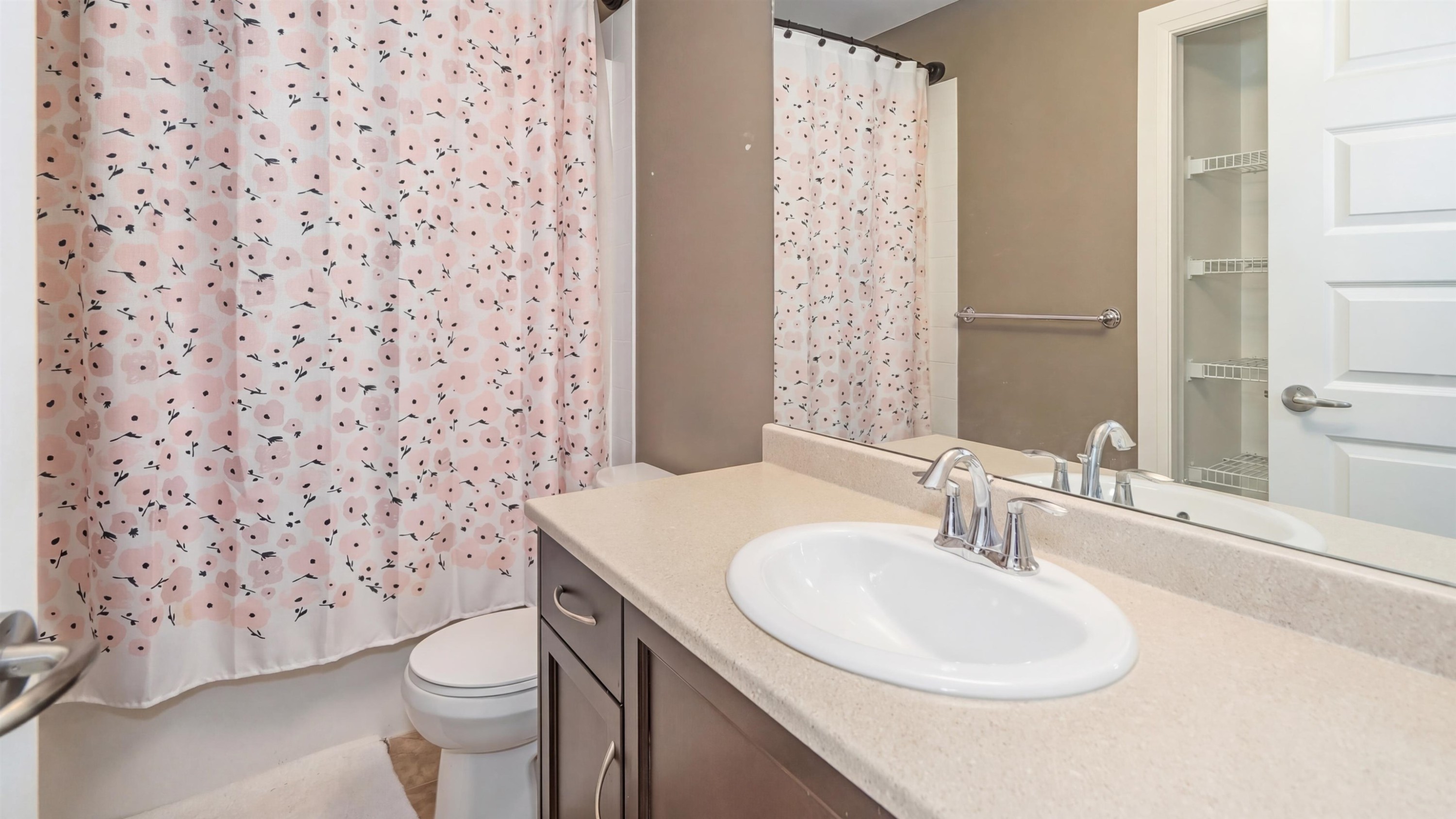 









6026


Lindeman

Street, 26,
Chilliwack,




BC
V2R 0W1

