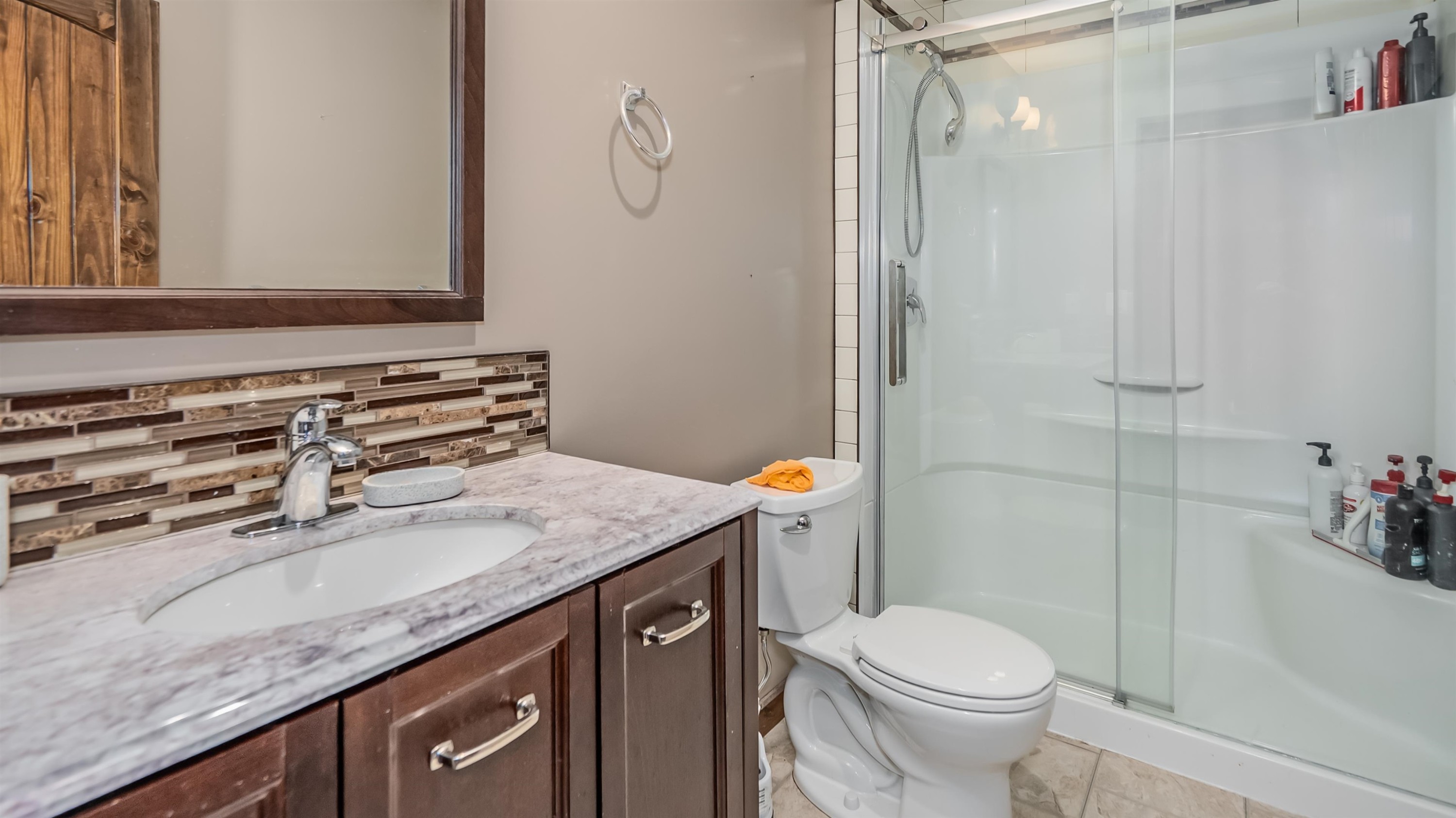 









6026


Lindeman

Street, 26,
Chilliwack,




BC
V2R 0W1

