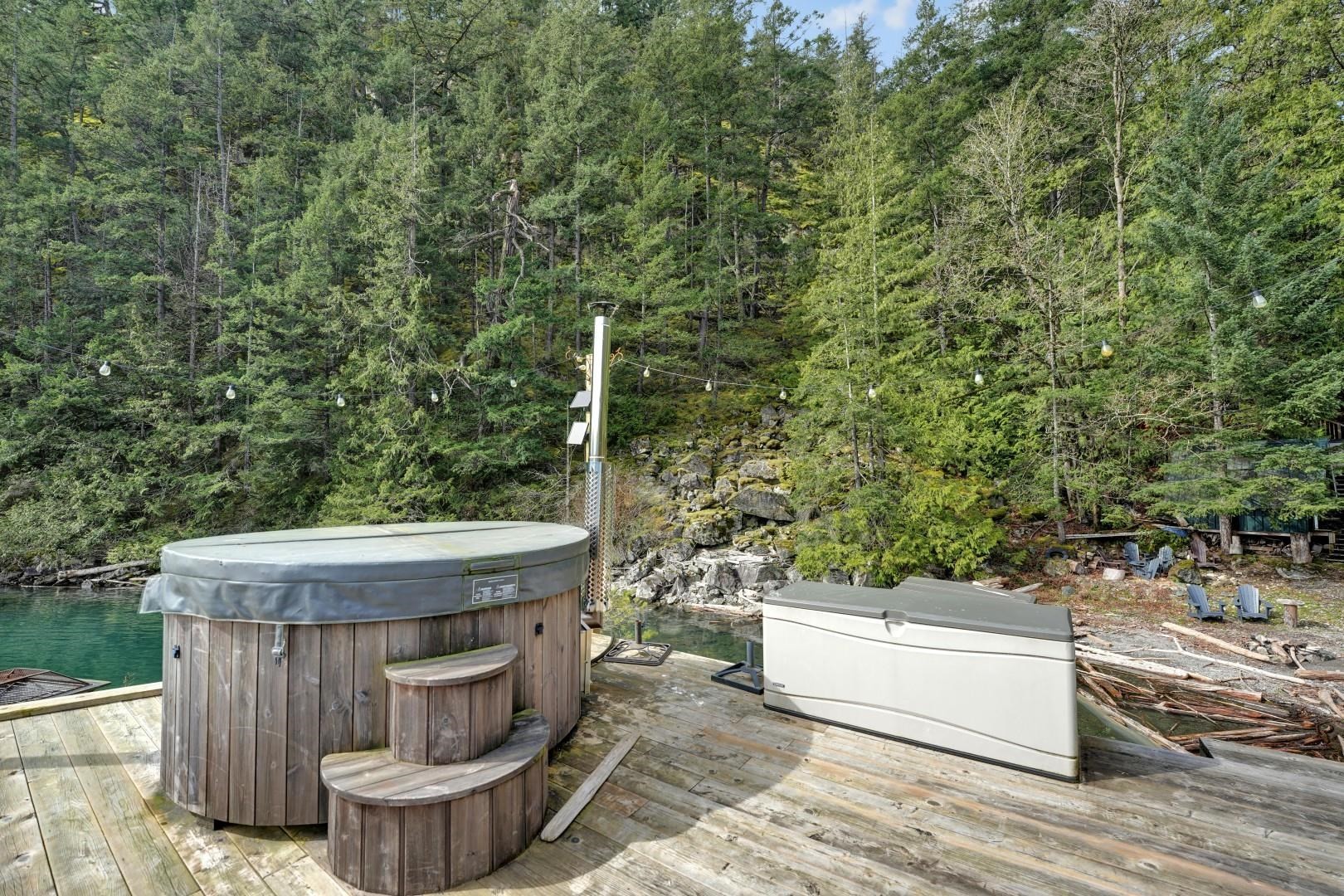 









322


Echo

Island,
Harrison Hot Springs,







BC
V0M 1K0

