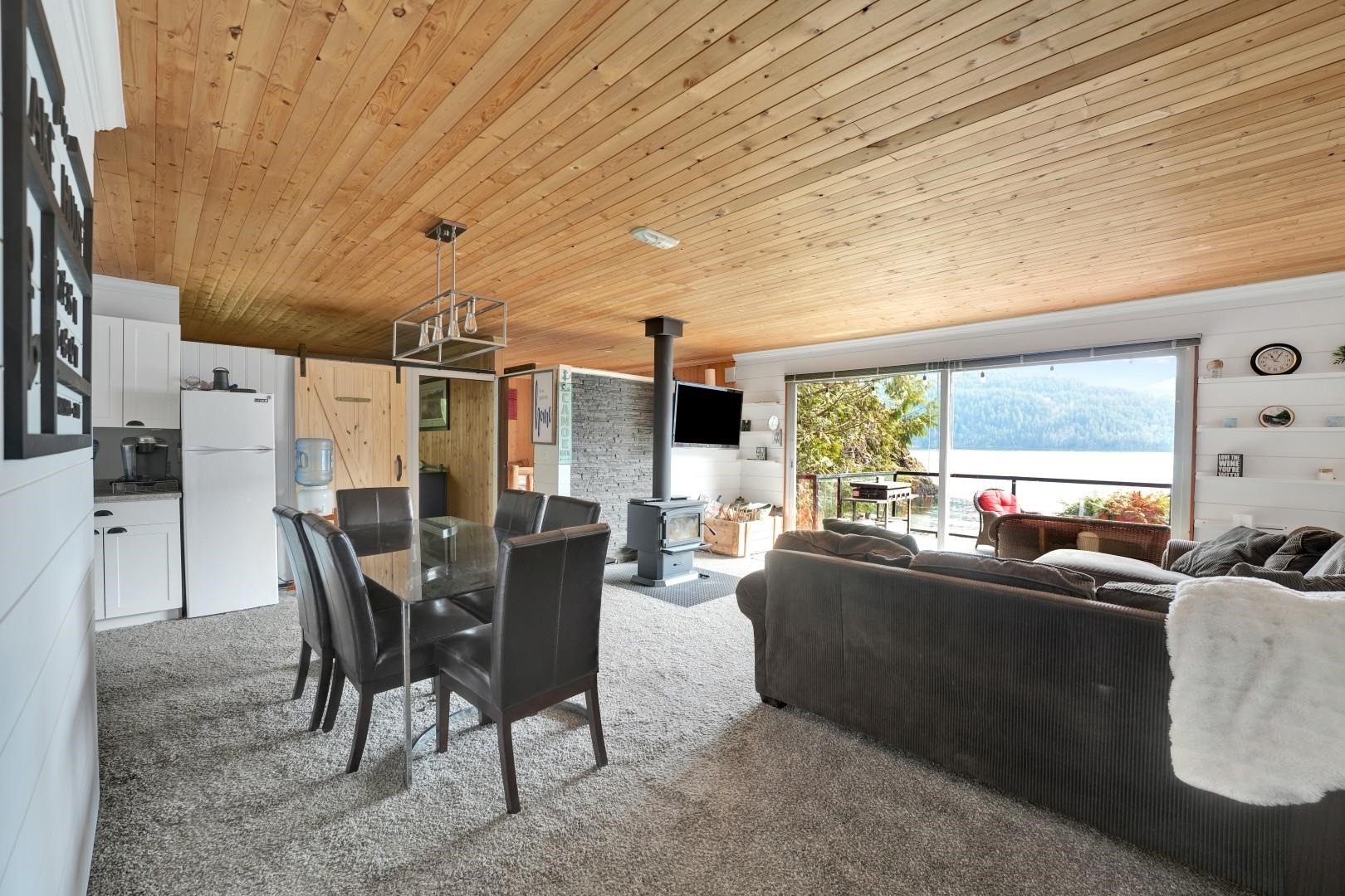 









322


Echo

Island,
Harrison Hot Springs,







BC
V0M 1K0

