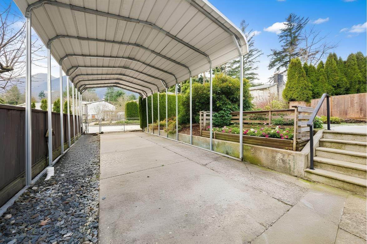 









650


Park

Street,
Hope,




BC
V0X 1L0

