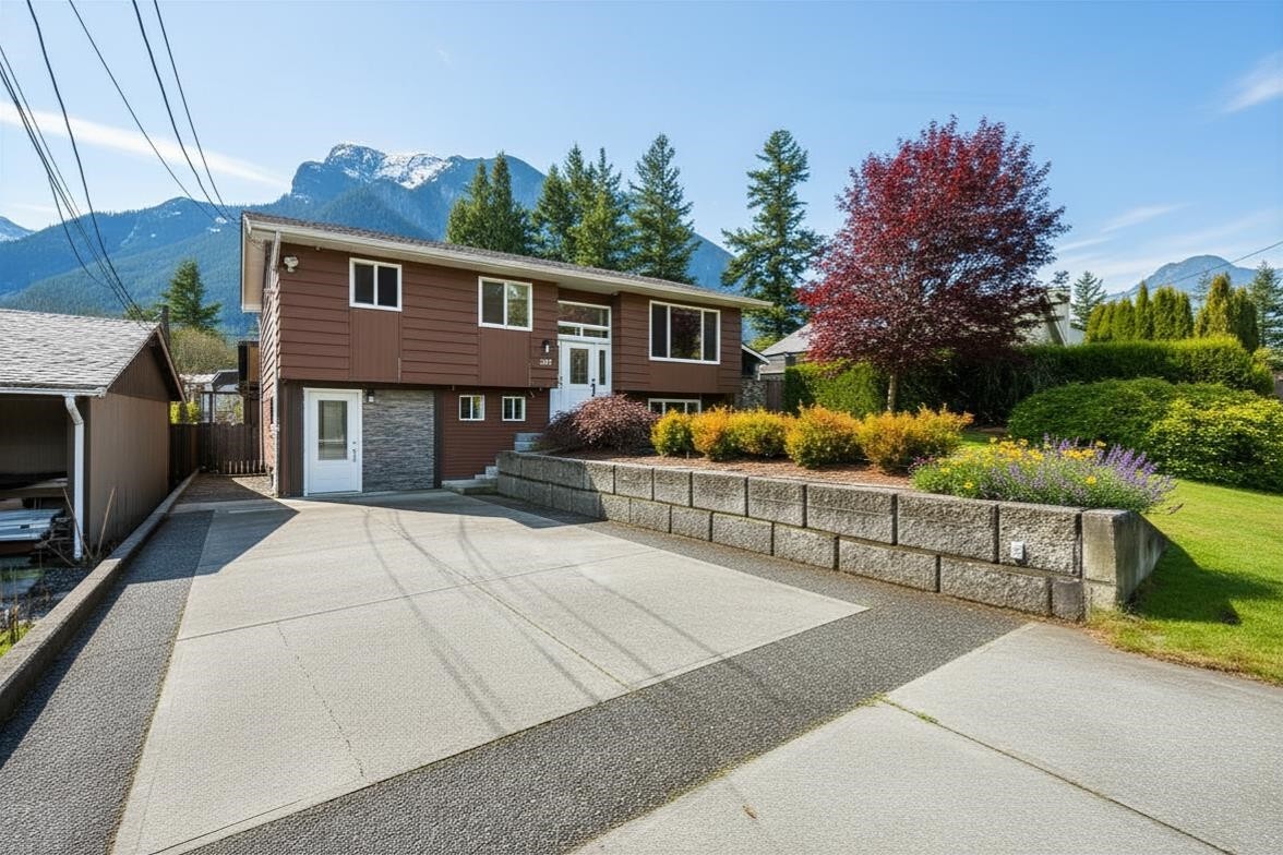 









650


Park

Street,
Hope,




BC
V0X 1L0

