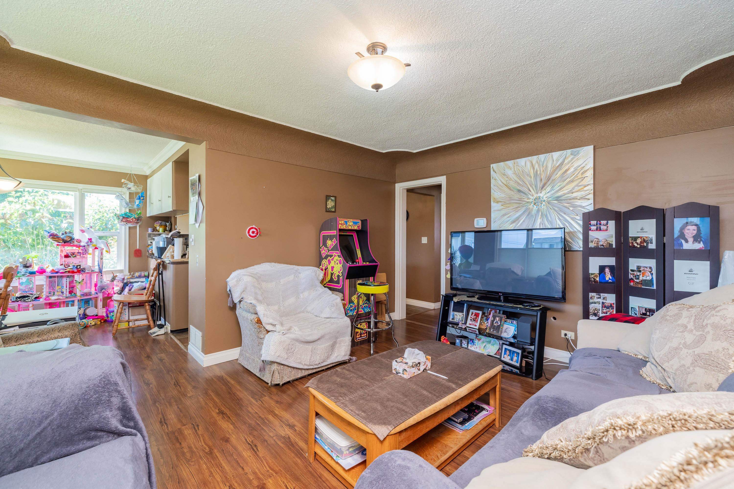 









9533


Broadway

Street,
Chilliwack,




BC
V2P 5T8

