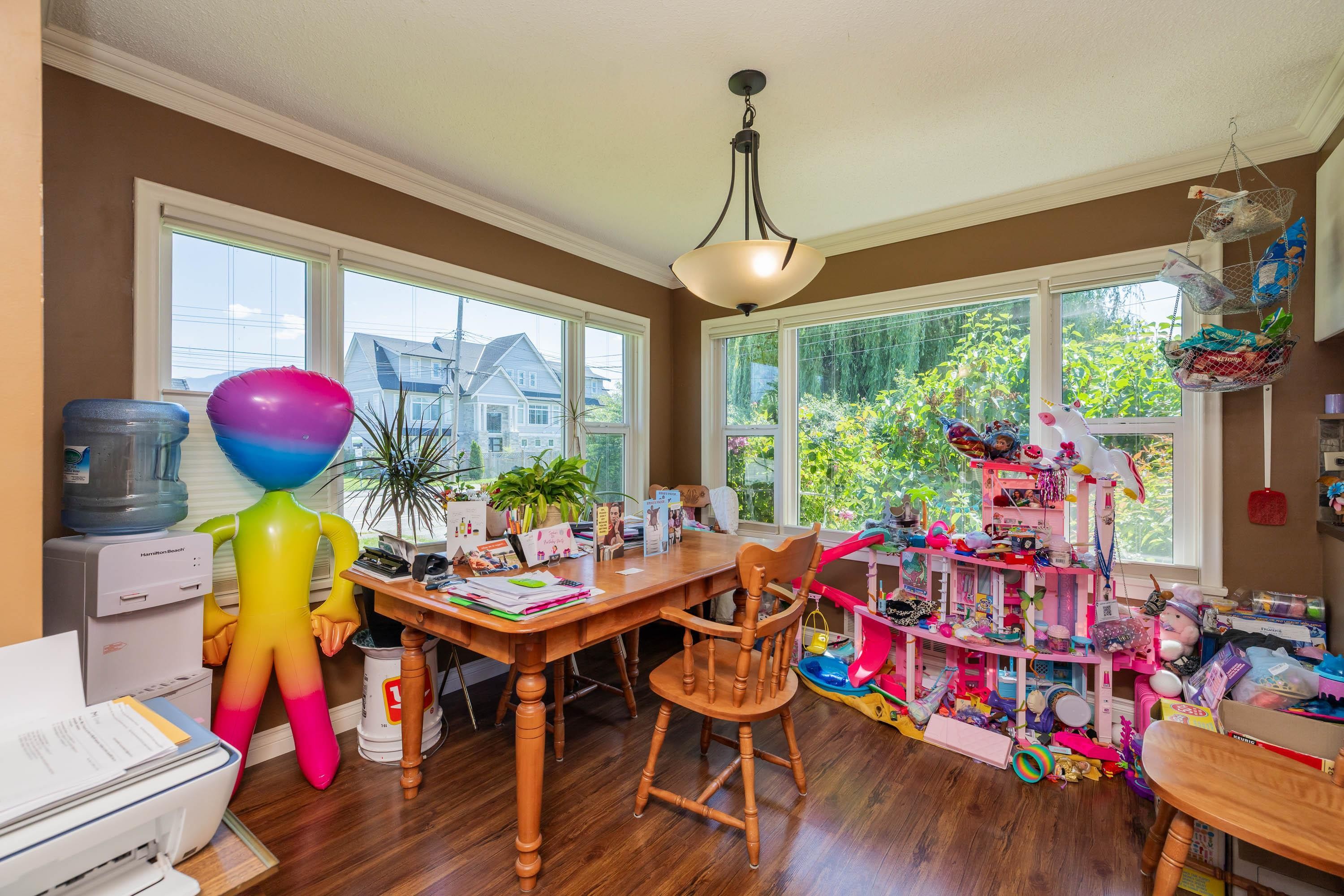 









9533


Broadway

Street,
Chilliwack,




BC
V2P 5T8

