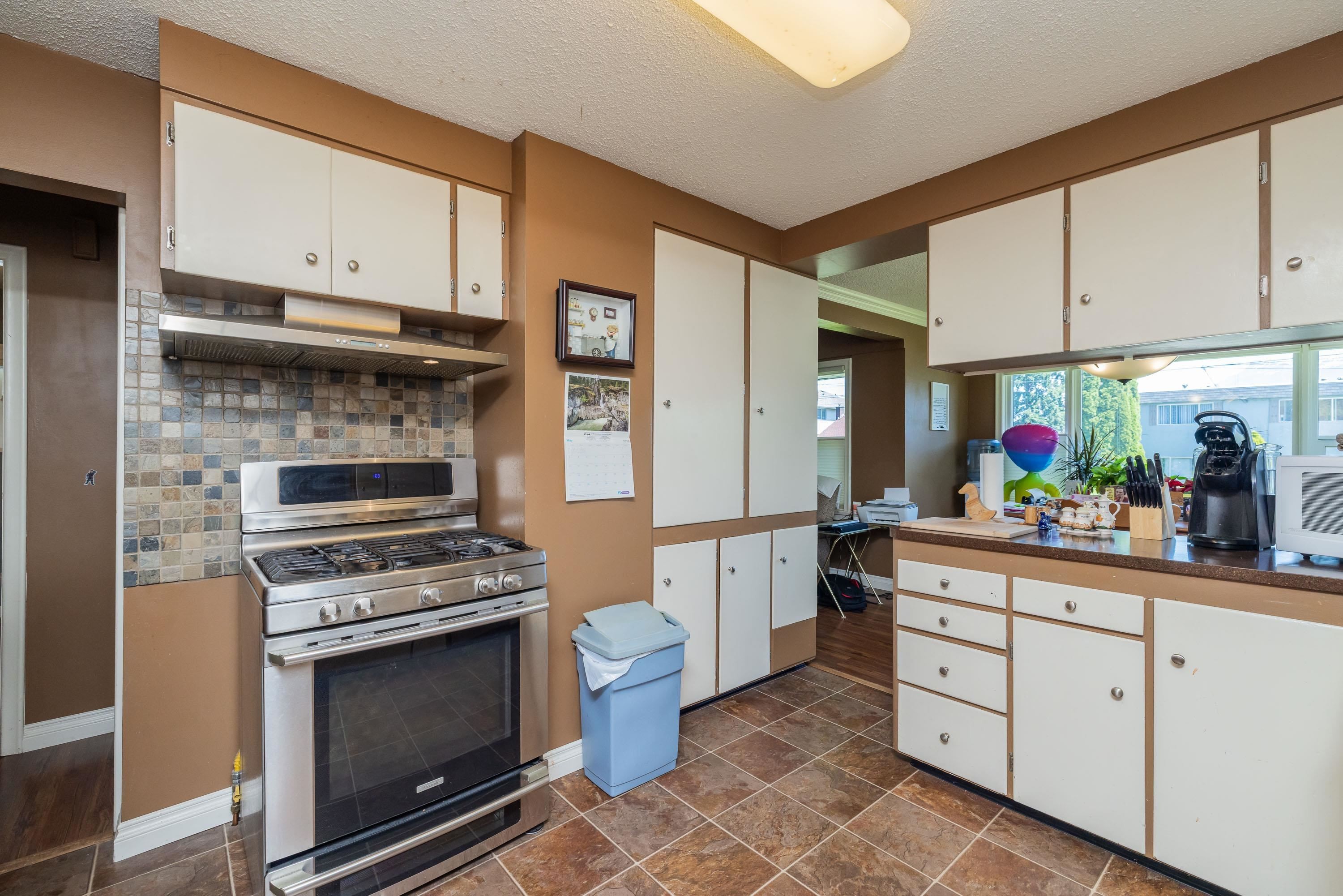 









9533


Broadway

Street,
Chilliwack,




BC
V2P 5T8

