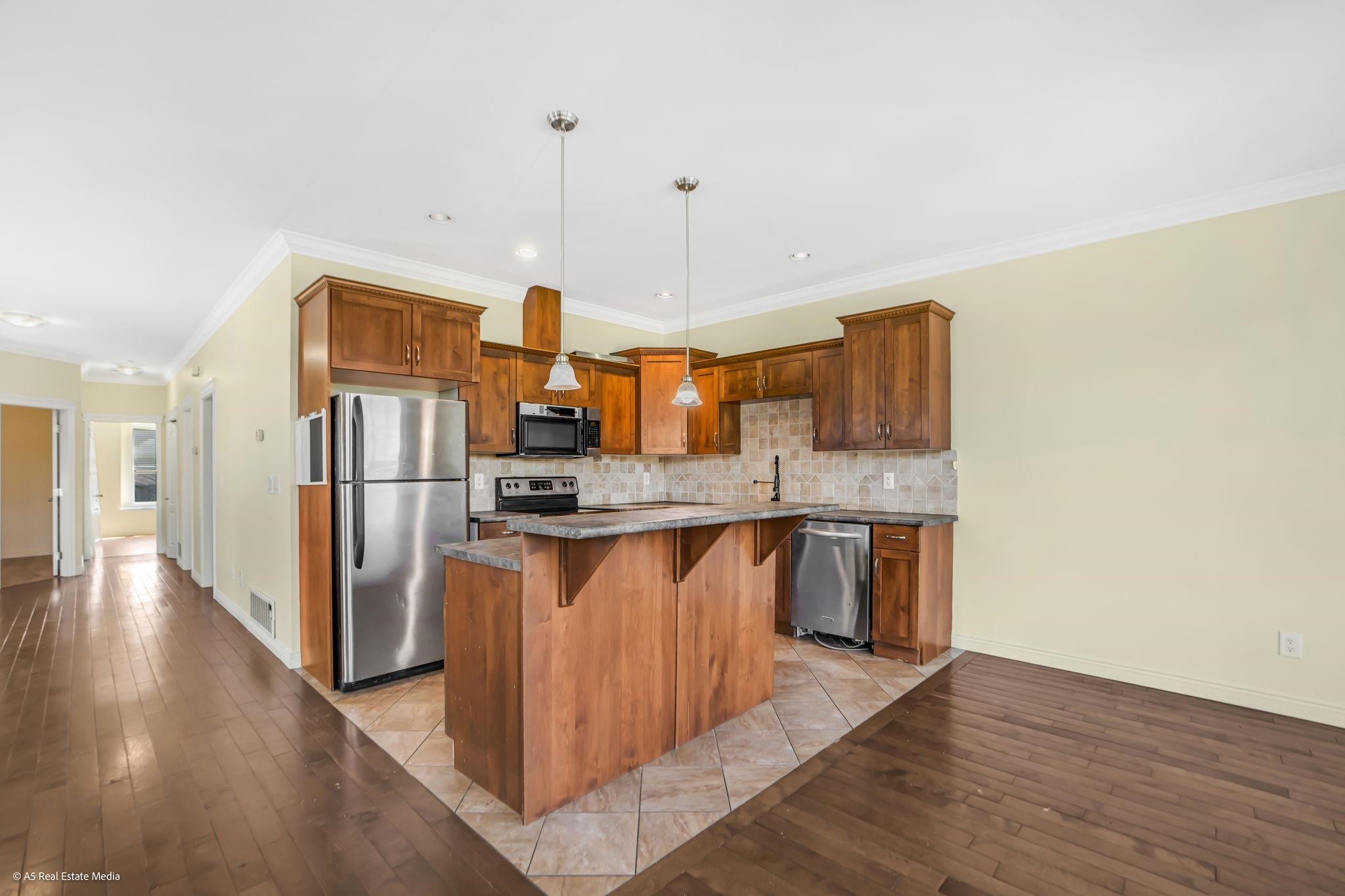 









9487


Coote

Street,
Chilliwack,




BC
V2P 6B7

