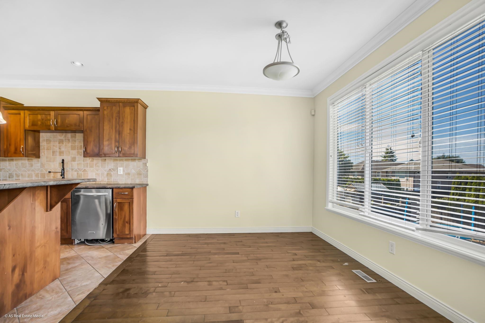 









9487


Coote

Street,
Chilliwack,




BC
V2P 6B7

