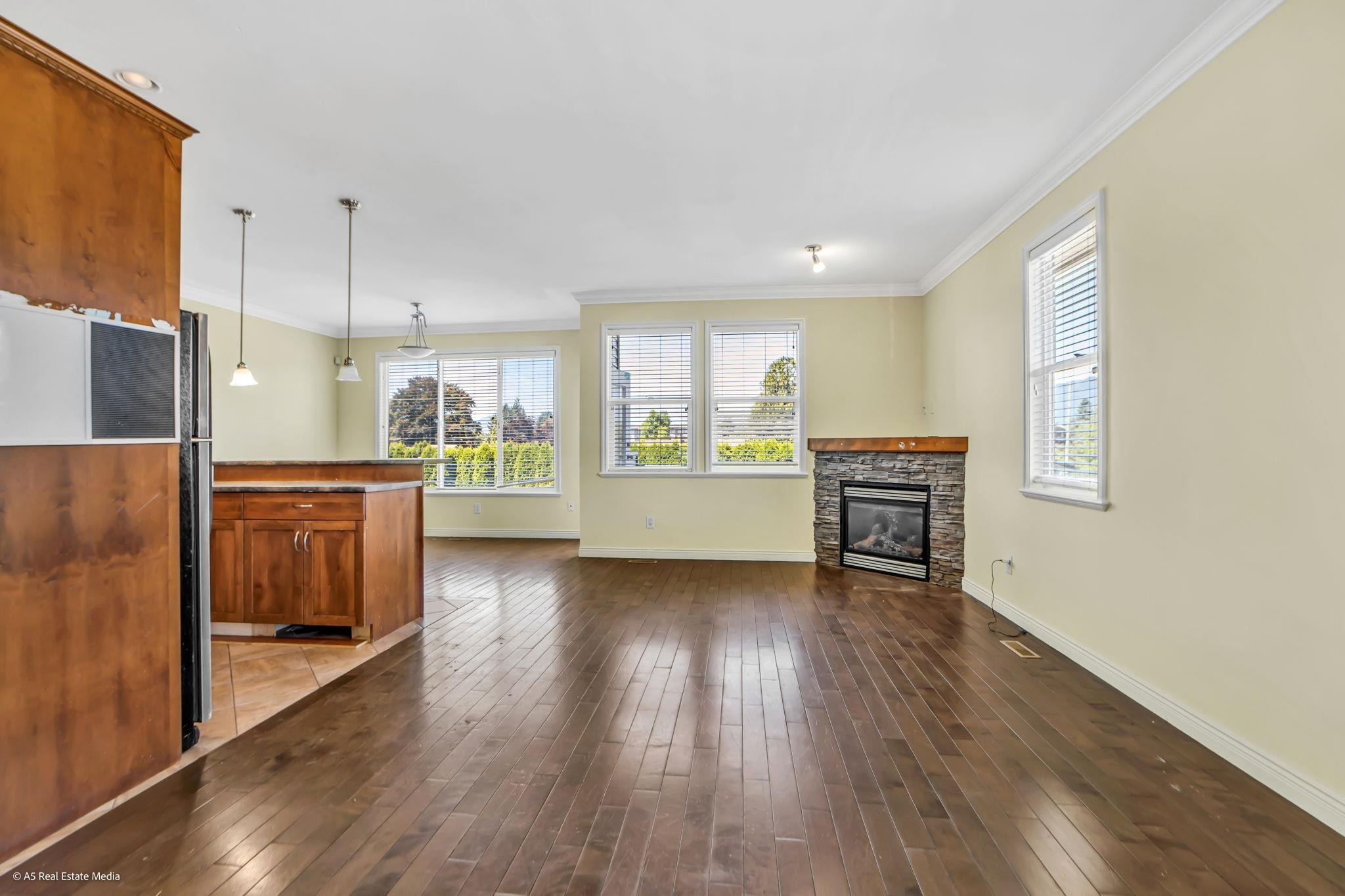 









9487


Coote

Street,
Chilliwack,




BC
V2P 6B7

