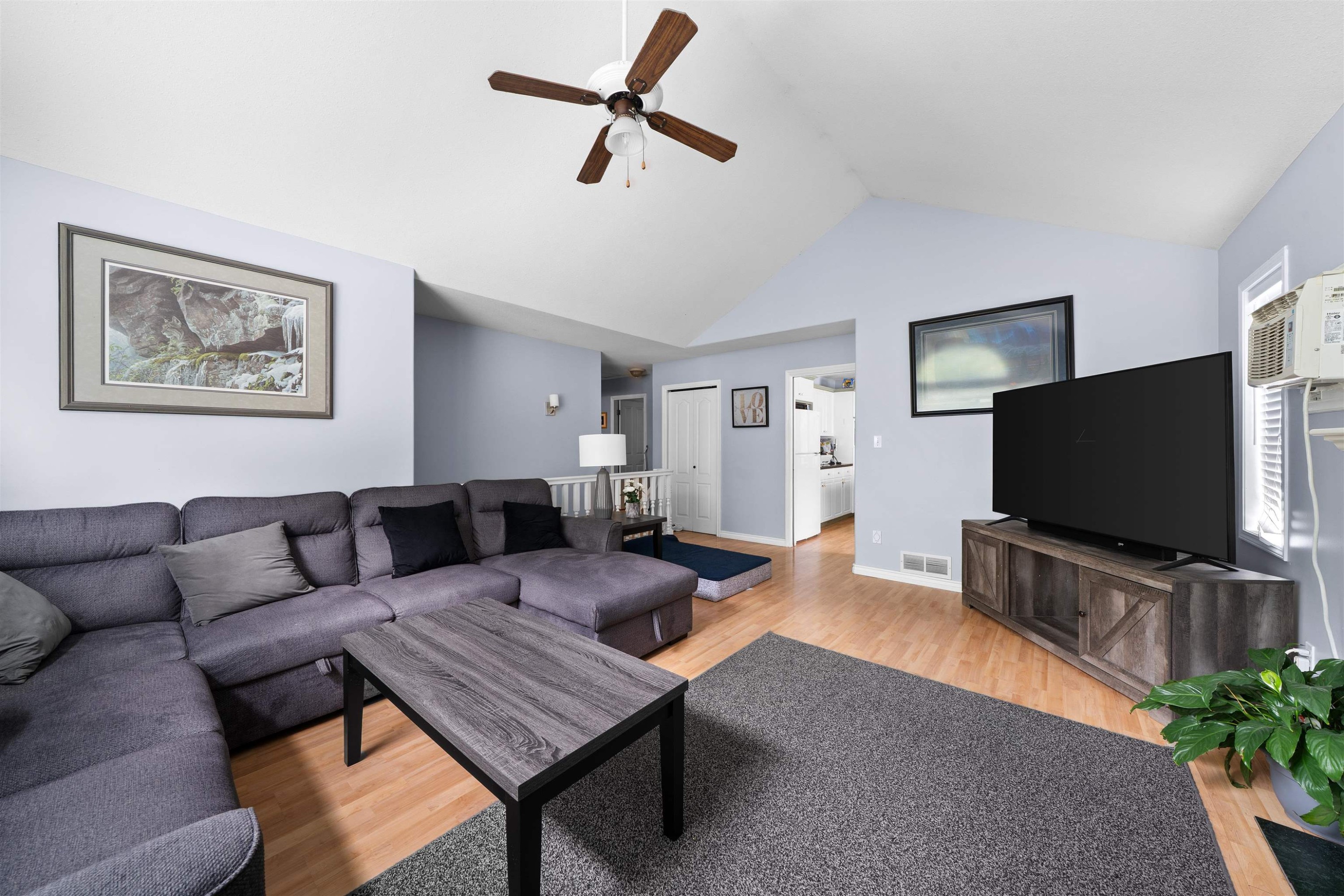 









275


Forrest

Crescent,
Hope,




BC
V0X 1L4

