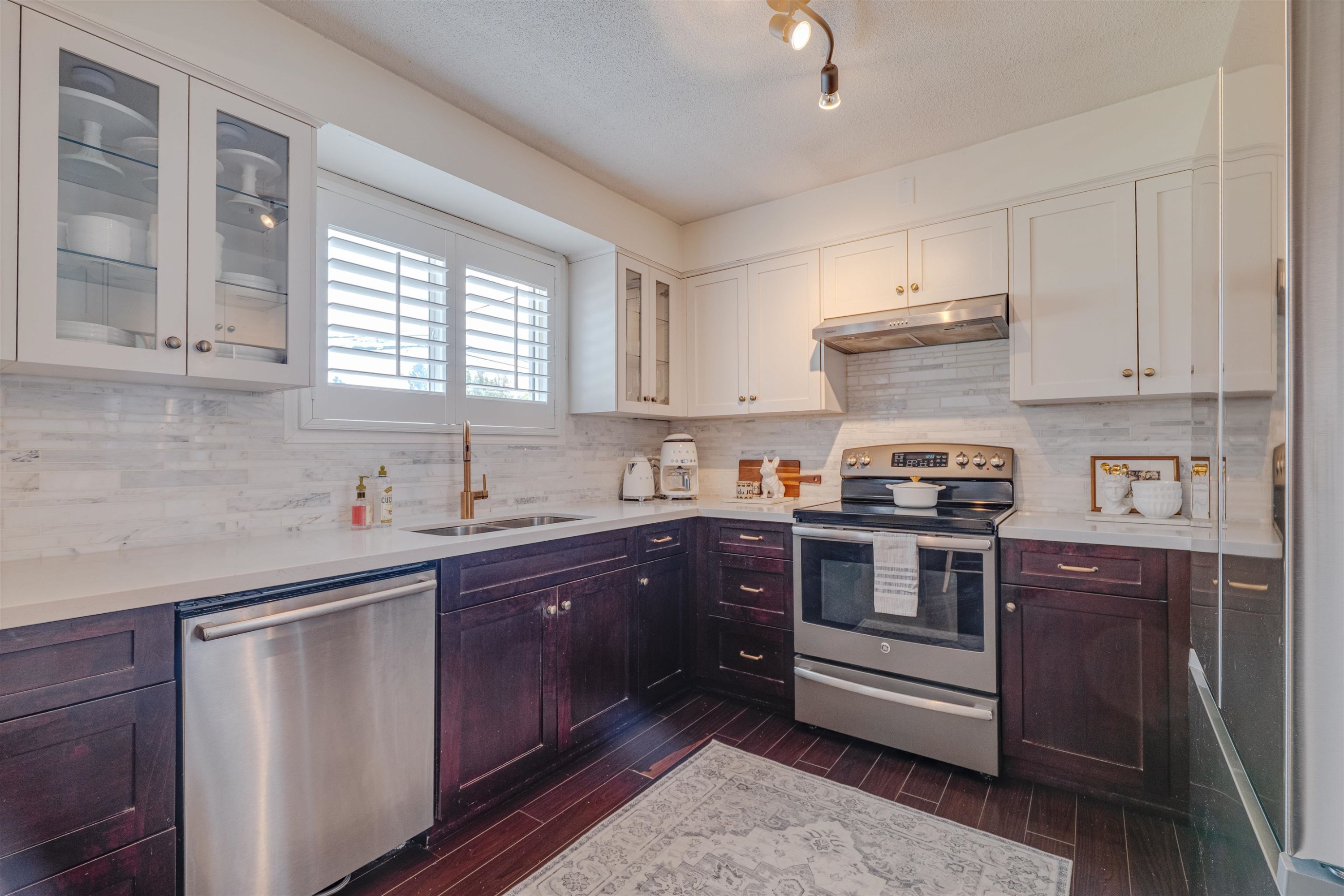 









7135


Sumas Prairie

Road,
Sardis - Greendale,




BC
V2R 4K1

