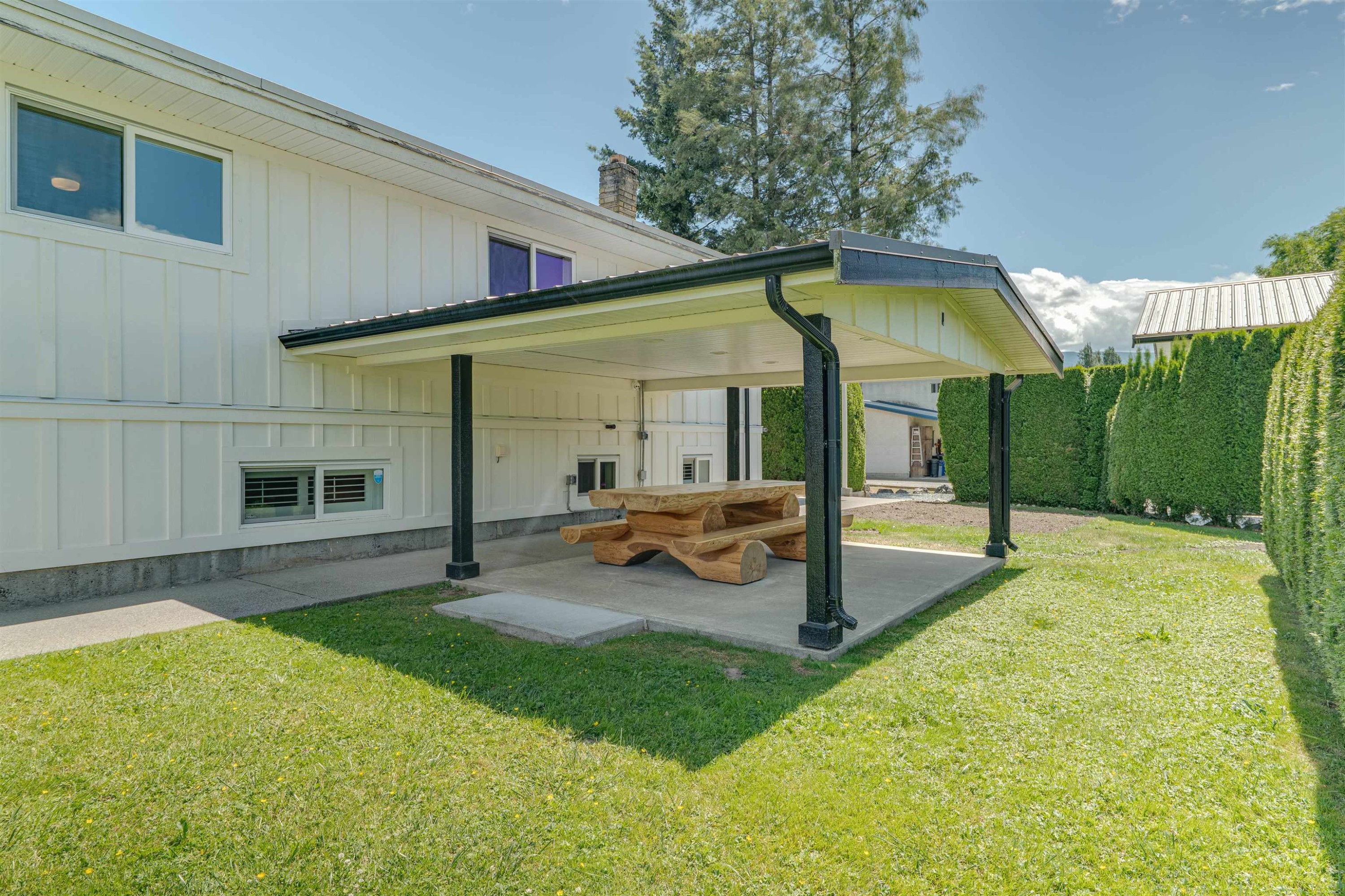 









7135


Sumas Prairie

Road,
Sardis - Greendale,




BC
V2R 4K1

