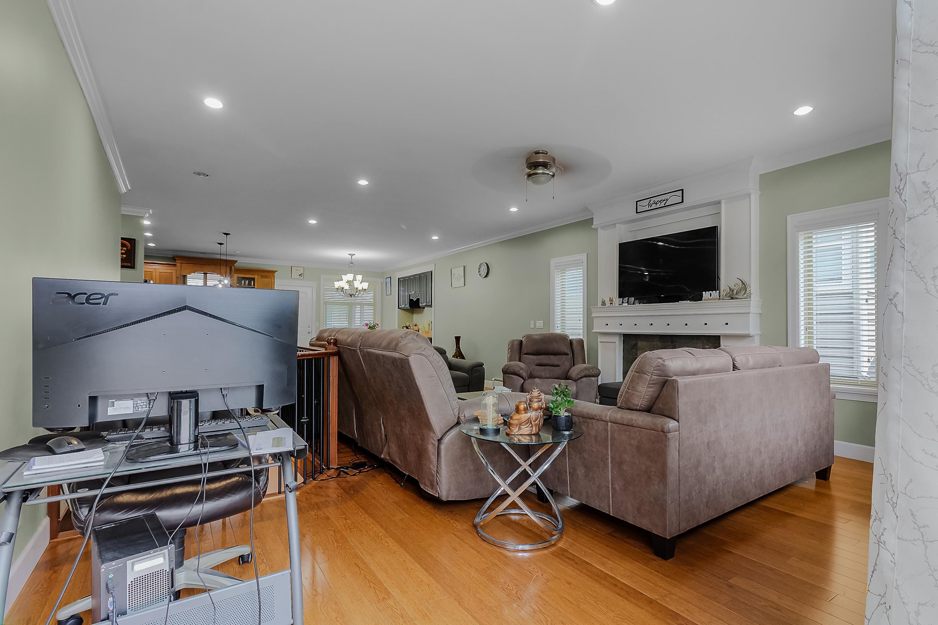 









46225


Kermode

Crescent,
Chilliwack,




BC
V2R 0C7

