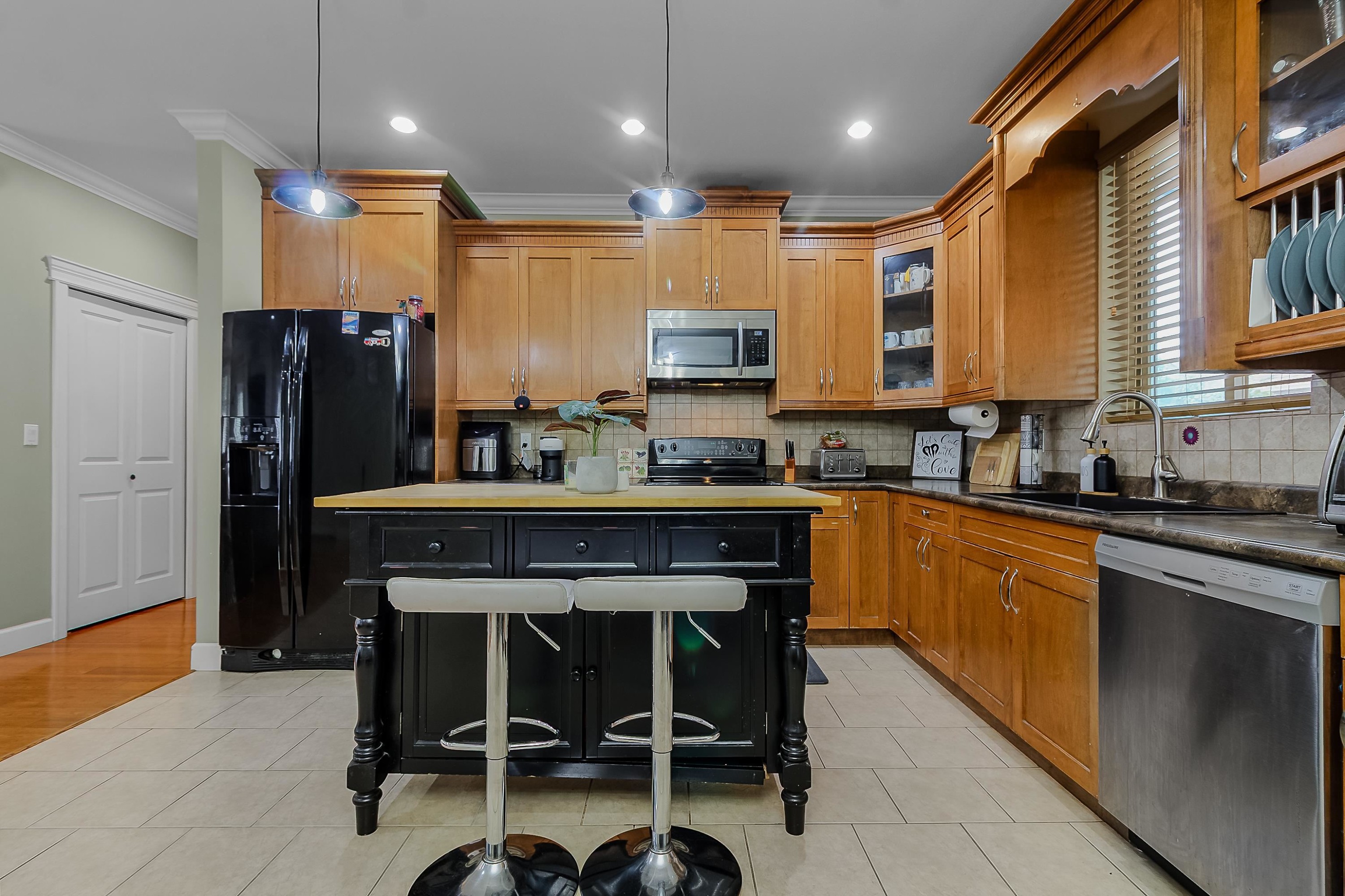 









46225


Kermode

Crescent,
Chilliwack,




BC
V2R 0C7

