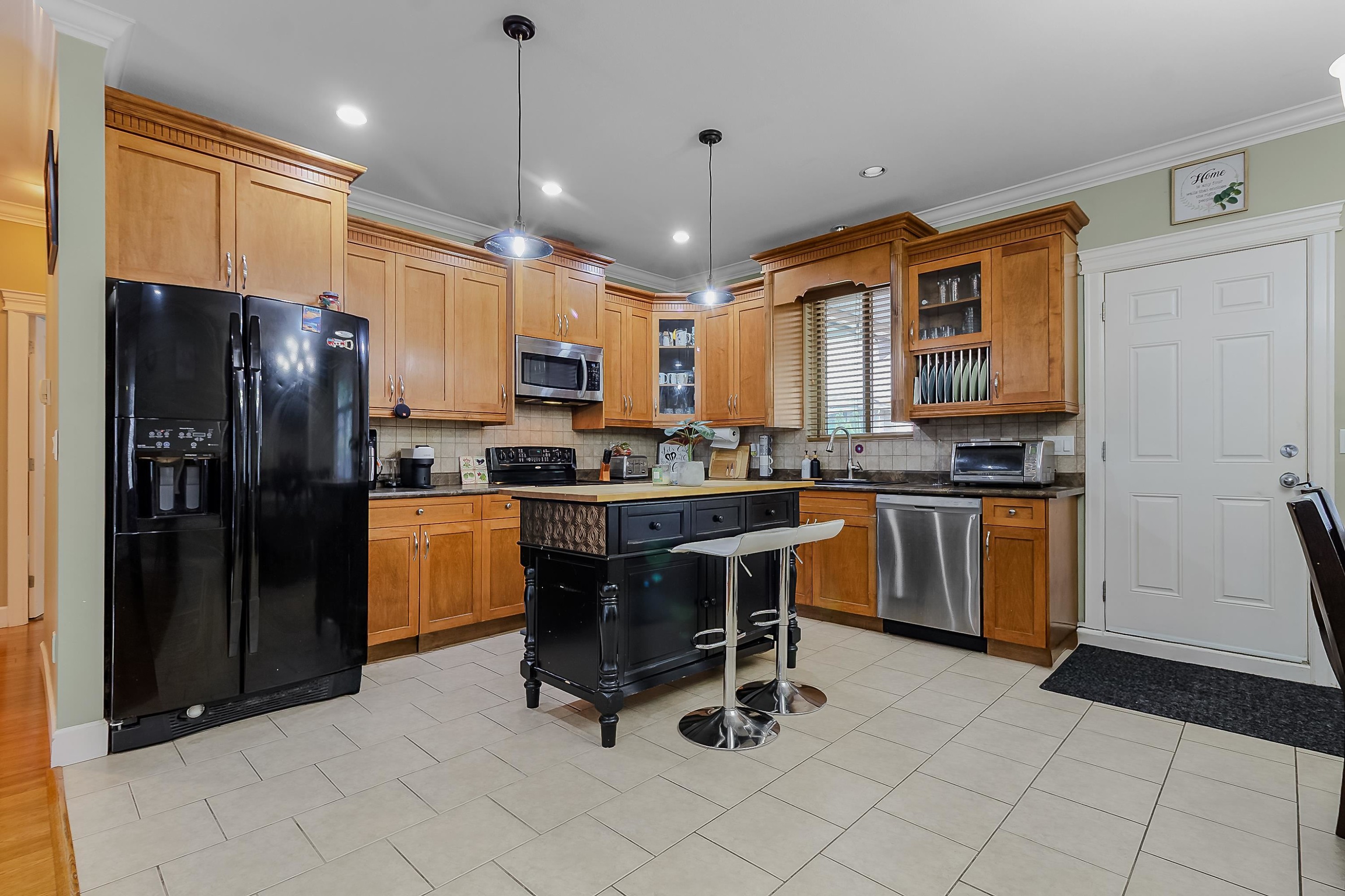 









46225


Kermode

Crescent,
Chilliwack,




BC
V2R 0C7

