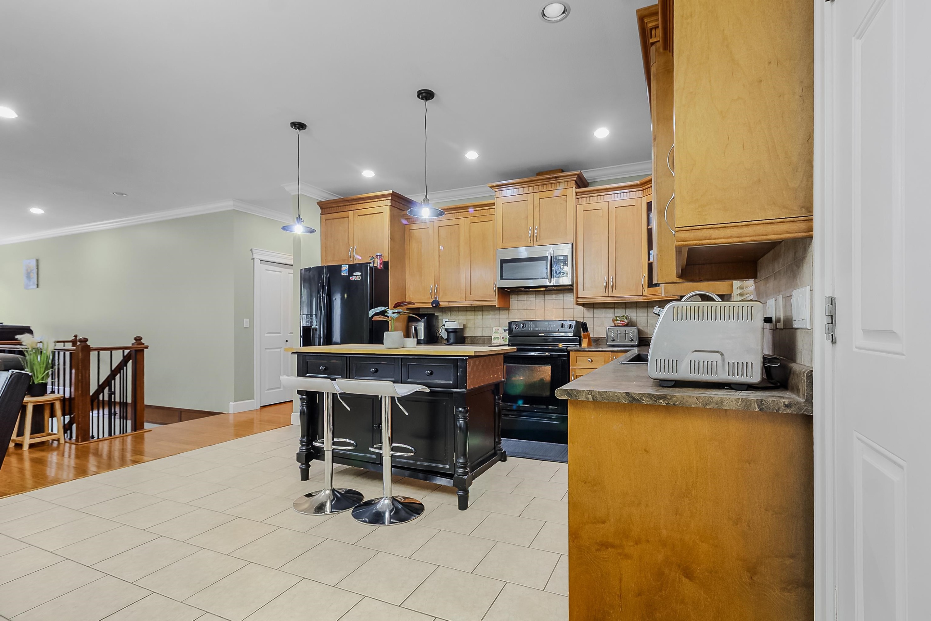 









46225


Kermode

Crescent,
Chilliwack,




BC
V2R 0C7


