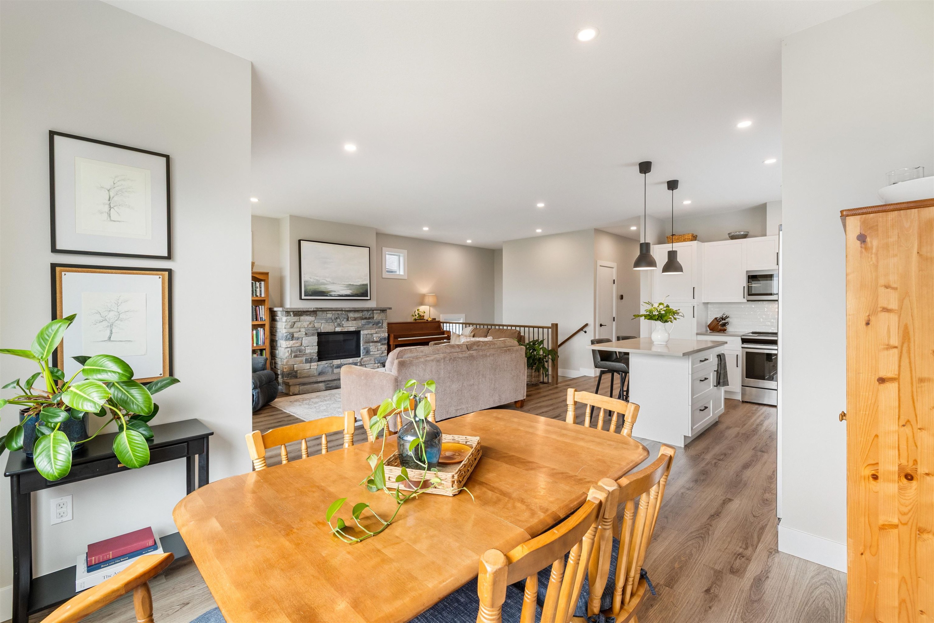 









10392


Wedgewood

Drive,
Chilliwack,




BC
V2P 6B9


