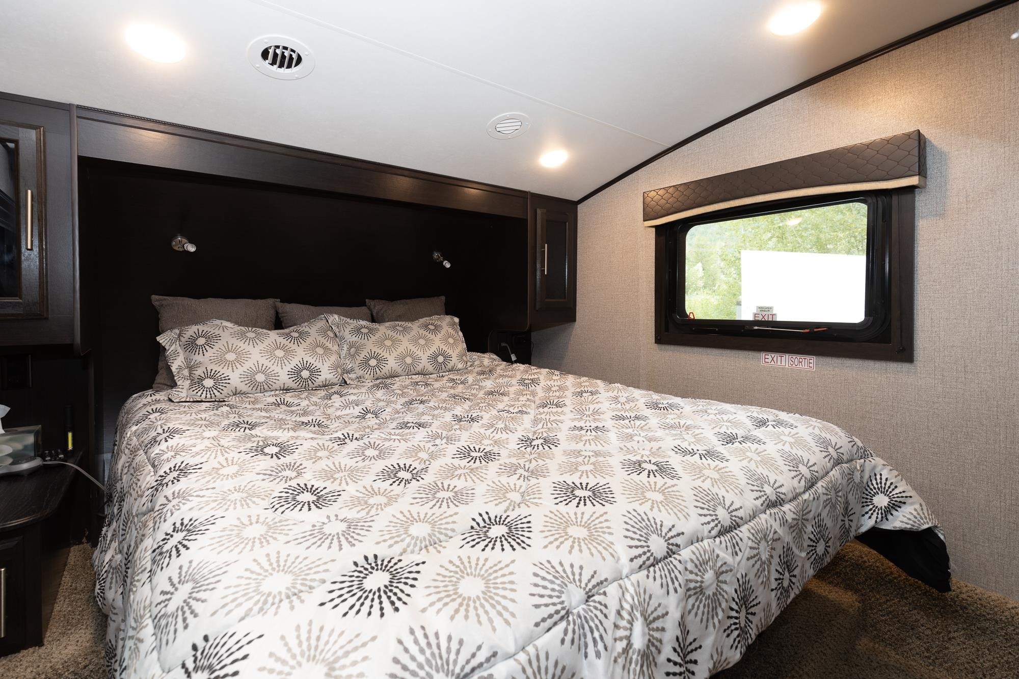 









36111


Ridgeview

Road,
Mission,




BC
V2V 4J1

