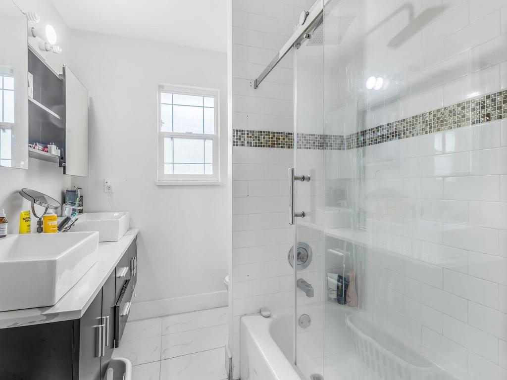 









8351


Miller

Crescent,
Mission,




BC
V2V 6H7

