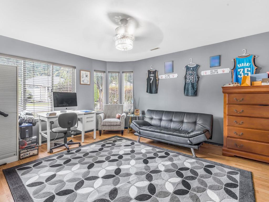 









8351


Miller

Crescent,
Mission,




BC
V2V 6H7

