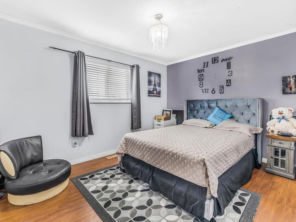 









8351


Miller

Crescent,
Mission,




BC
V2V 6H7

