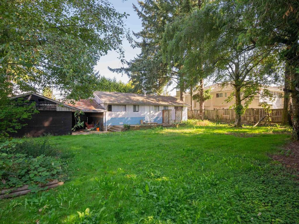












7929 124 STREET

,
Surrey,




BC
V3W 3X7

