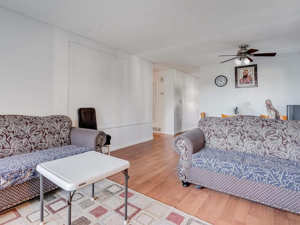 












6467 KING GEORGE BOULEVARD

,
Surrey,




BC
V3W 4Z4

