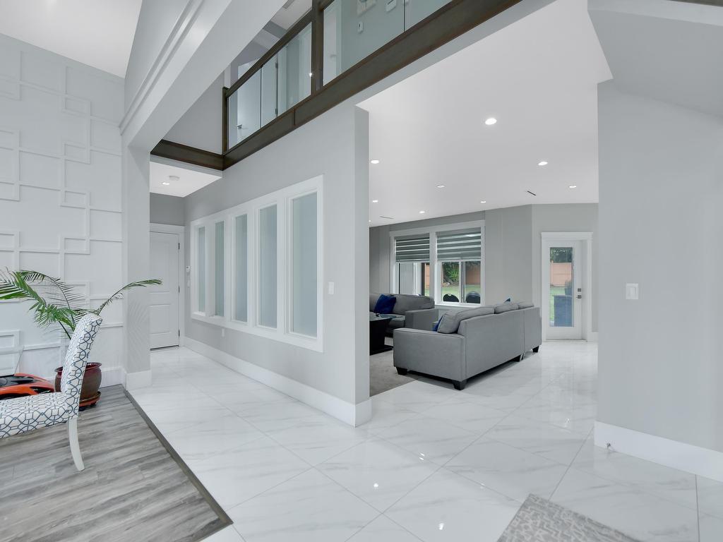 












10266 126 STREET

,
Surrey,




BC
V3V 5E7

