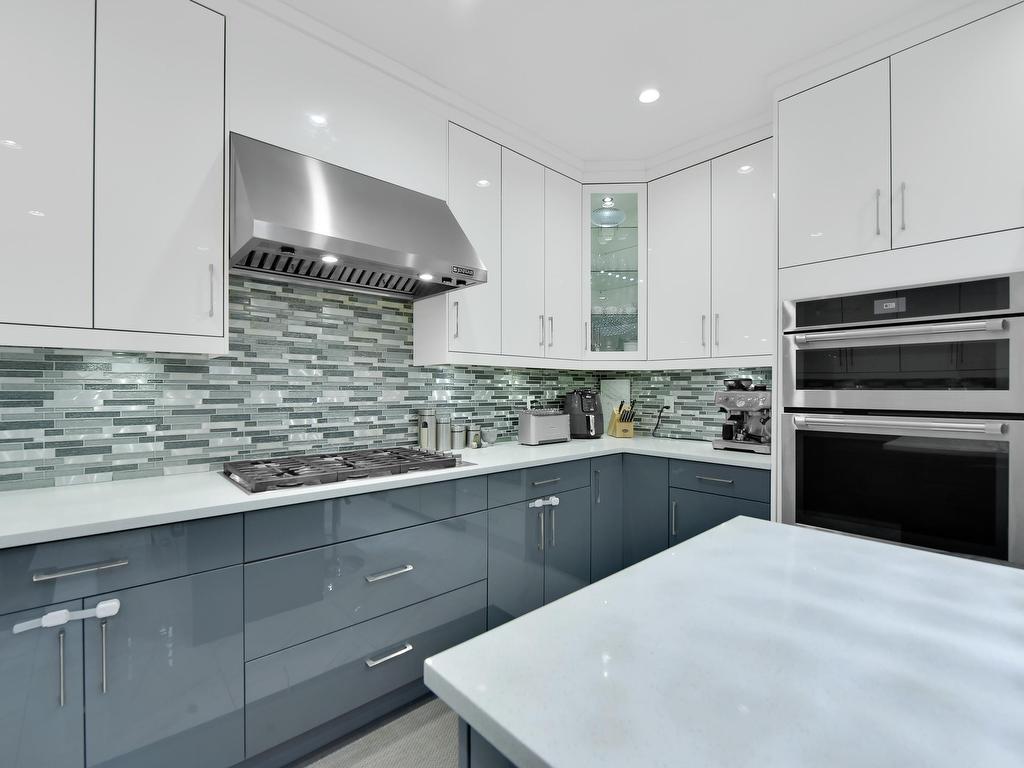 












10266 126 STREET

,
Surrey,




BC
V3V 5E7

