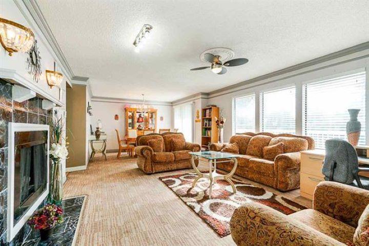 












10428 128 STREET

,
Surrey,




BC
V3T 5J1

