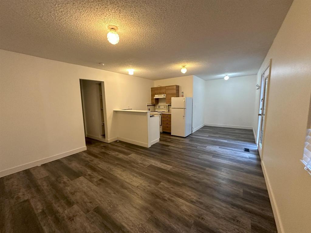 









17723


96

Avenue,
Surrey,




BC
V4N 4A9


