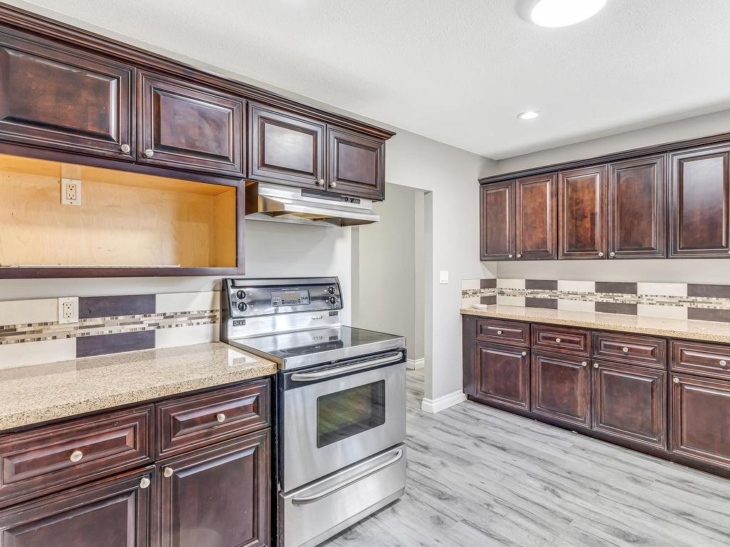 









15112


Dove

Place,
Surrey,




BC
V3R 4T5

