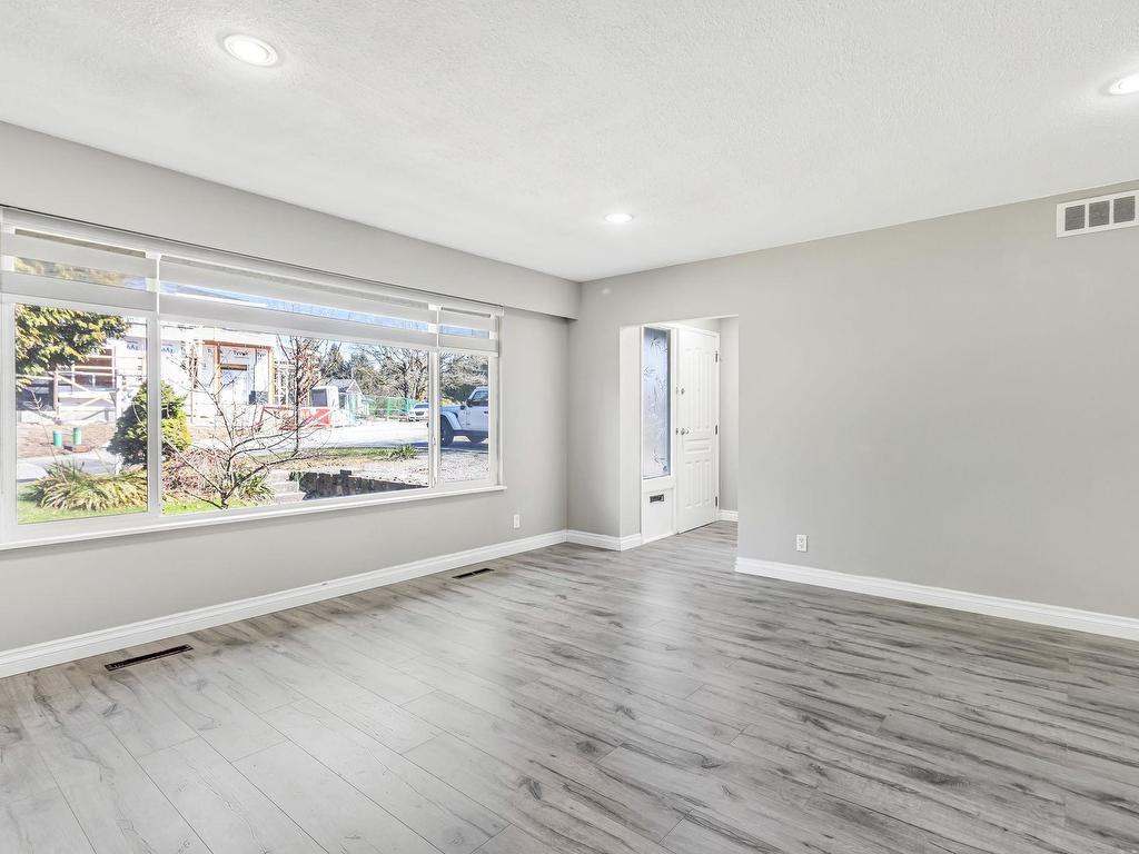 









15112


Dove

Place,
Surrey,




BC
V3R 4T5

