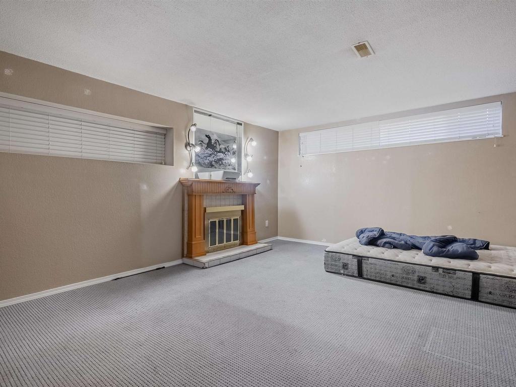 









11084


148

Street,
Surrey,




BC
V3R 3Y8

