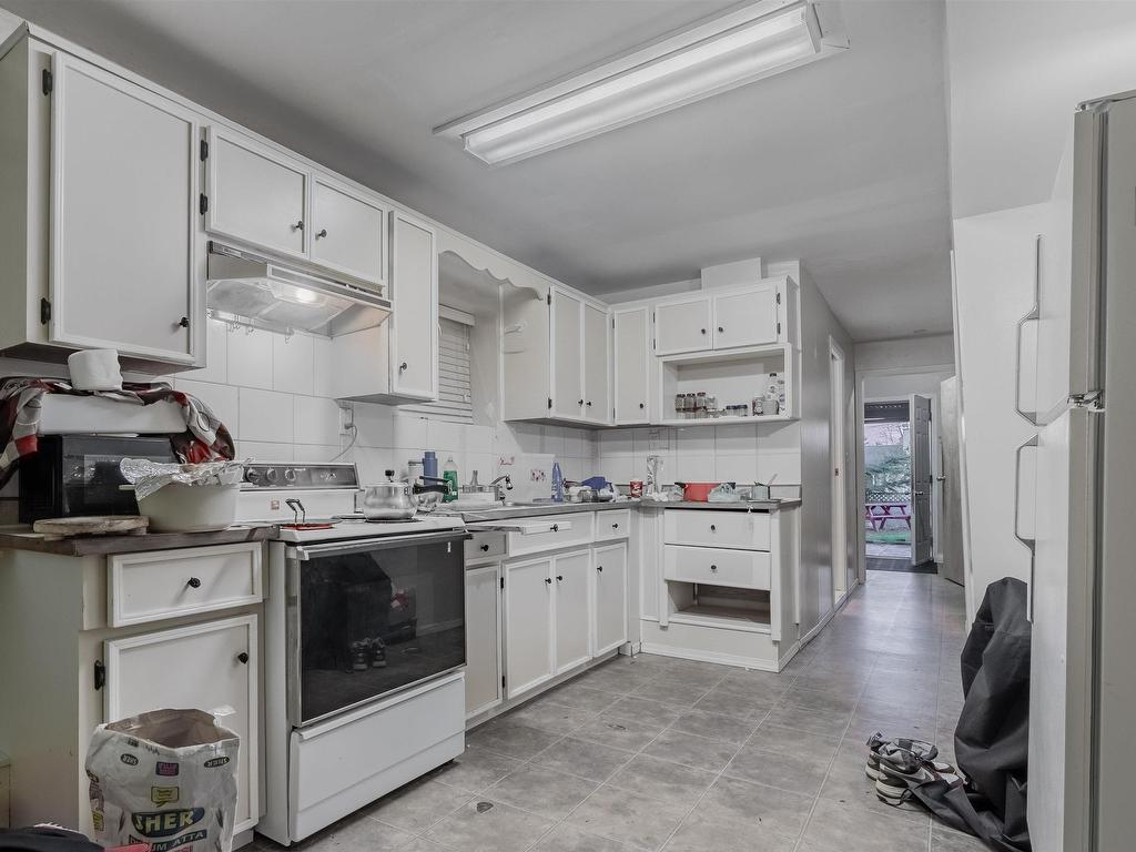 









11084


148

Street,
Surrey,




BC
V3R 3Y8

