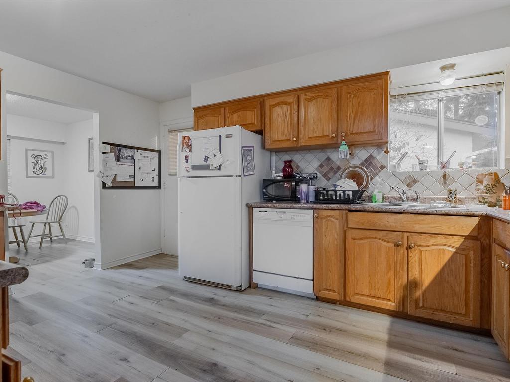 









11084


148

Street,
Surrey,




BC
V3R 3Y8

