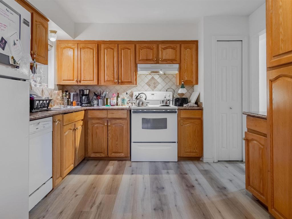 









11084


148

Street,
Surrey,




BC
V3R 3Y8

