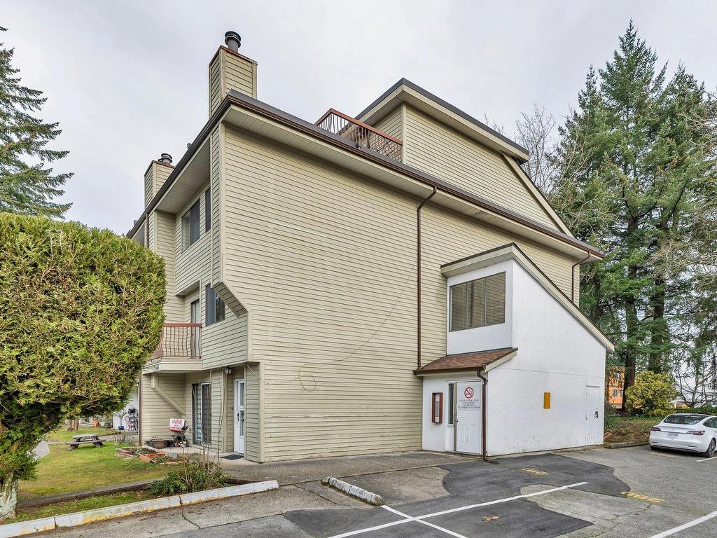 









7144


133b

Street, 209,
Surrey,




BC
V3W 8A4

