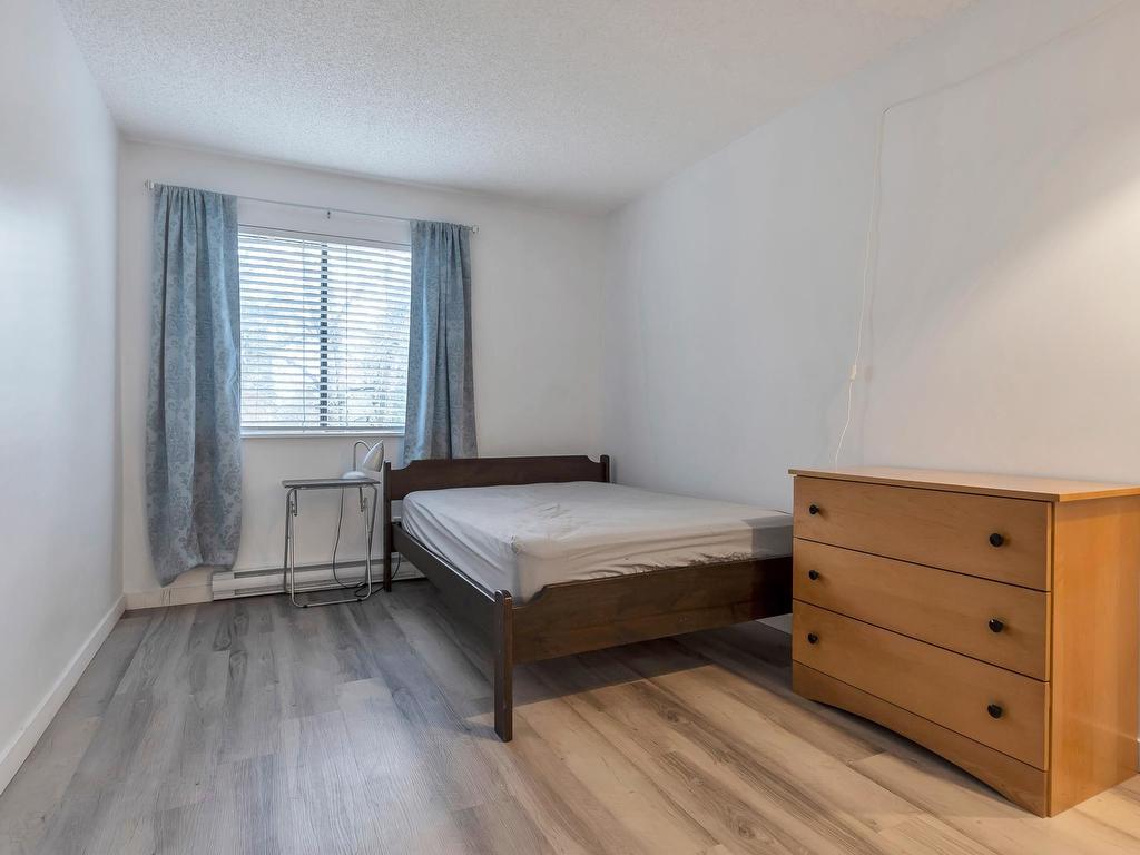 









7144


133b

Street, 209,
Surrey,




BC
V3W 8A4

