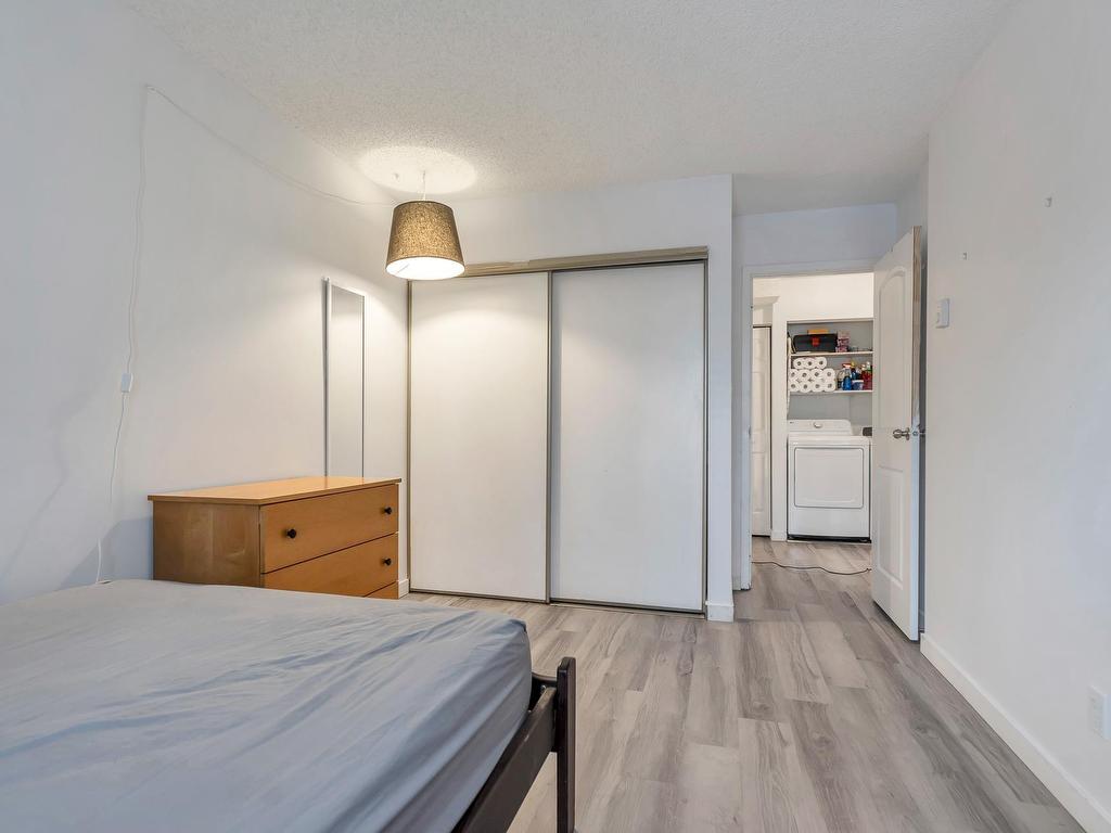 









7144


133b

Street, 209,
Surrey,




BC
V3W 8A4

