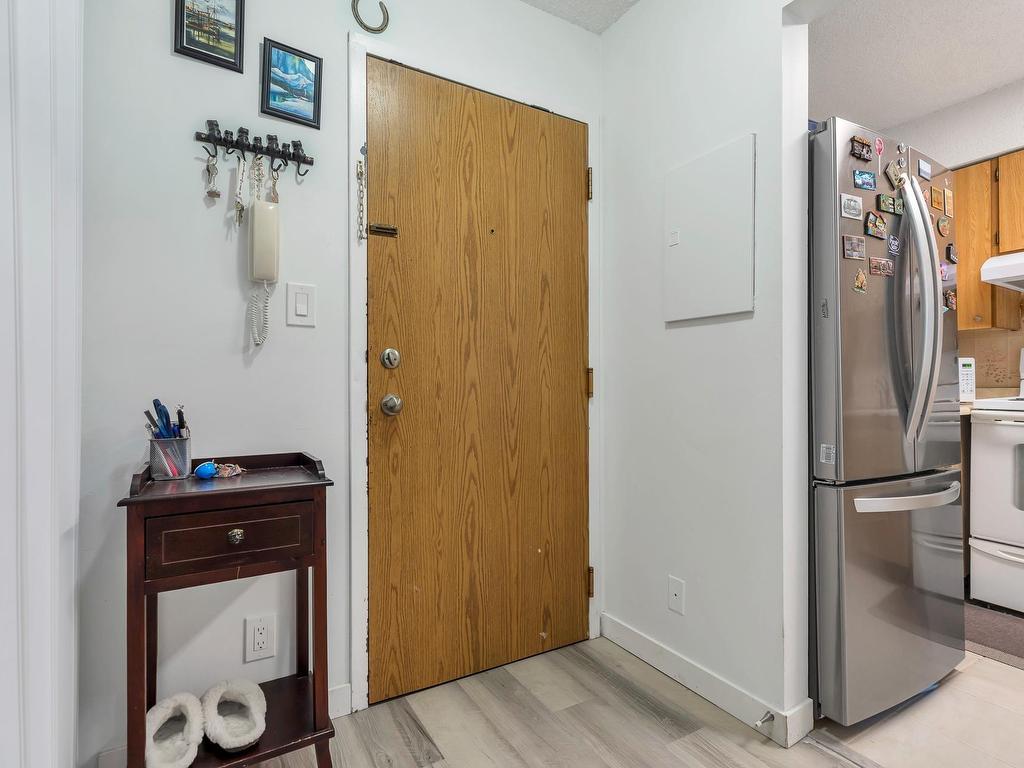 









7144


133b

Street, 209,
Surrey,




BC
V3W 8A4

